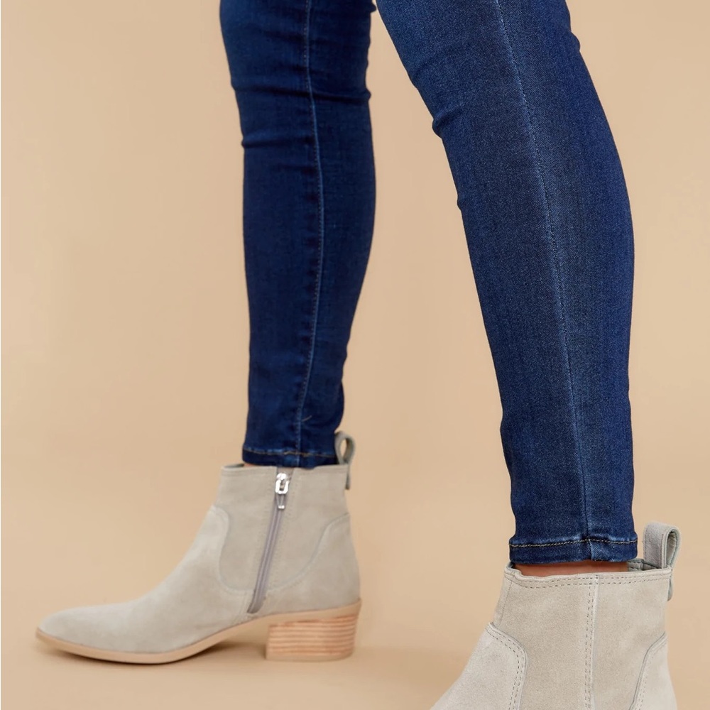 Dolce Vita able bootie concrete